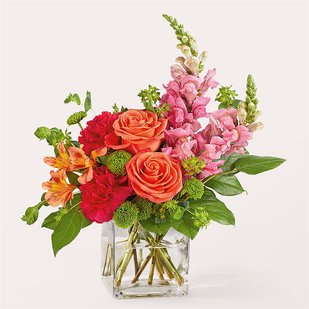 Cosmopolitan Bouquet – Cottage Floral Llc, Versailles MO