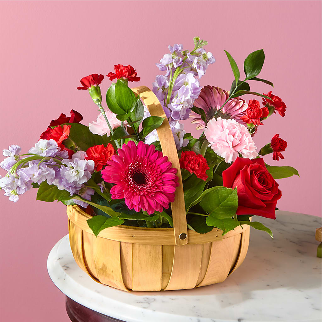 Pink Picnic Basket – Cottage Floral Llc, Versailles MO