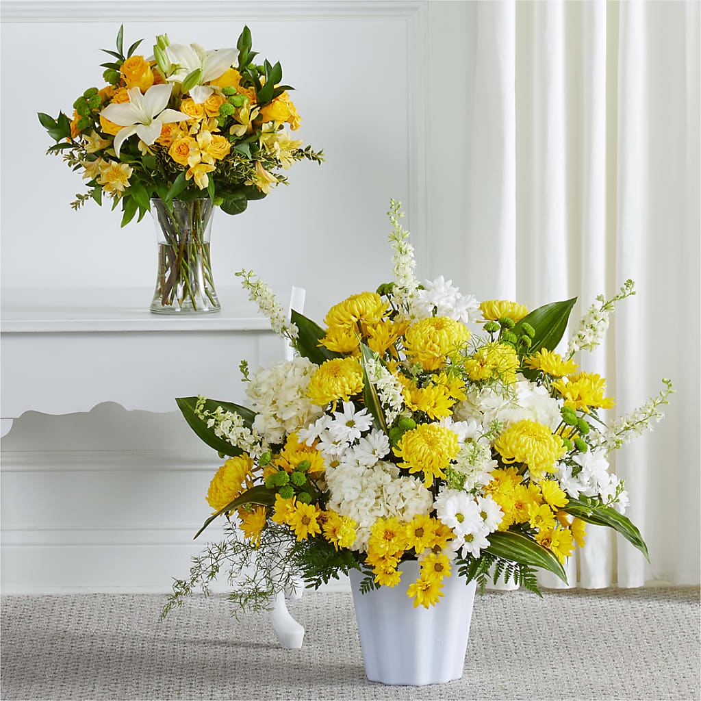 Warm Remembrance Bundles – Cottage Floral Llc, Versailles MO