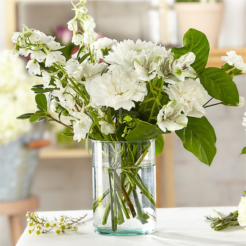 Classic Ivory – A Florist Original – Cottage Floral Llc, Versailles MO