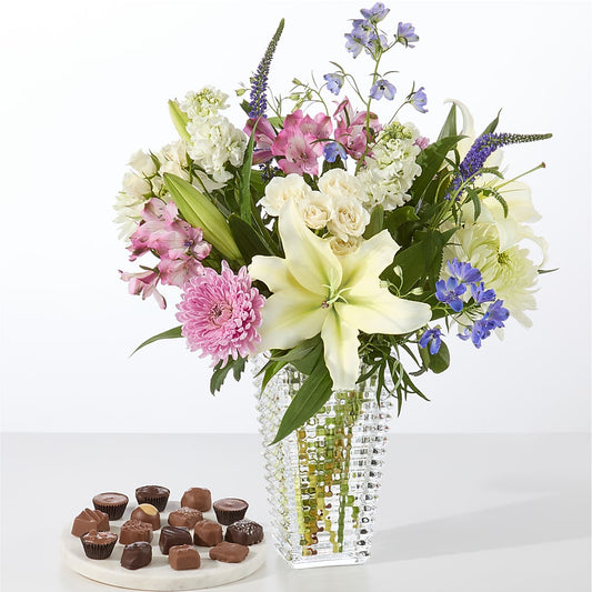 Winter Celebration Bouquet –  Cottage Floral Llc, Versailles MO