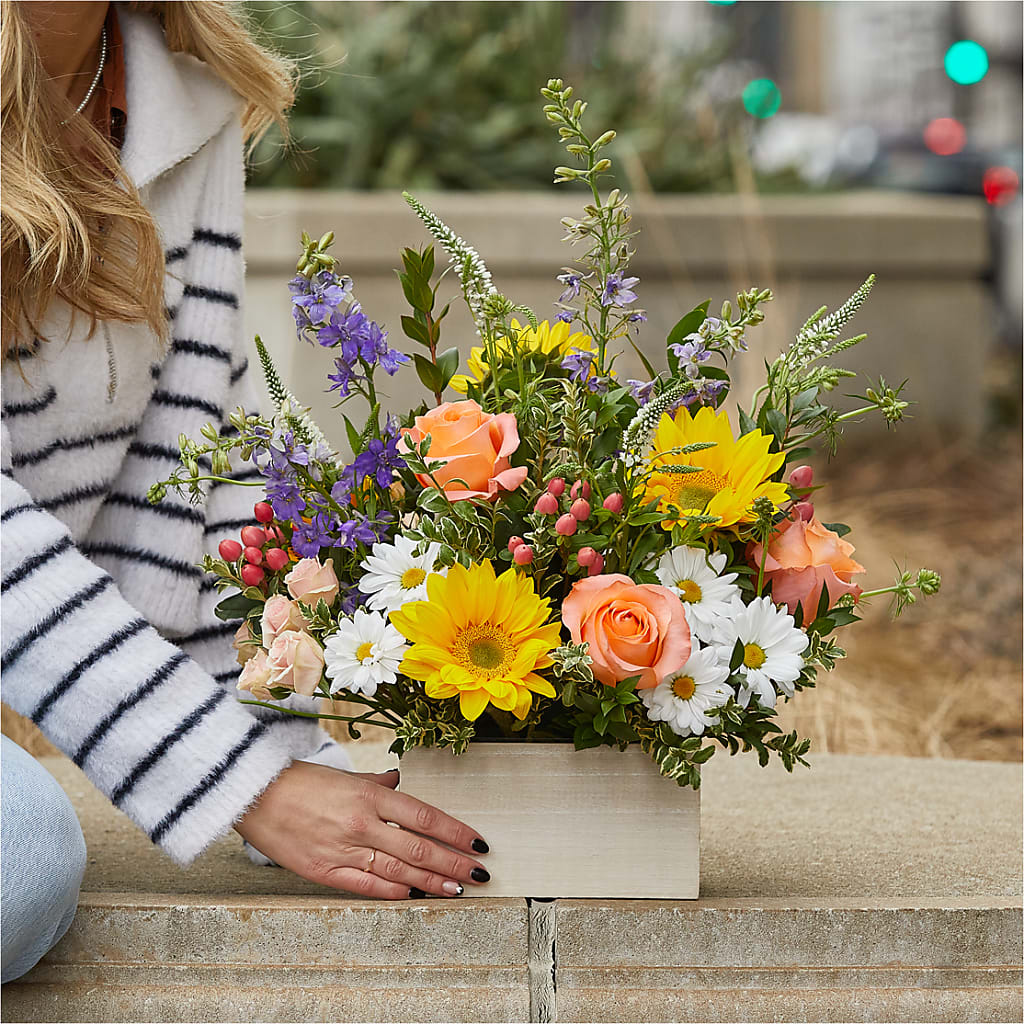 The Good Life Bouquet –  Cottage Floral Llc, Versailles MO
