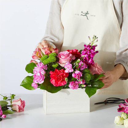 Sweetberry Box – A Florist Original –  Cottage Floral Llc, Versailles MO