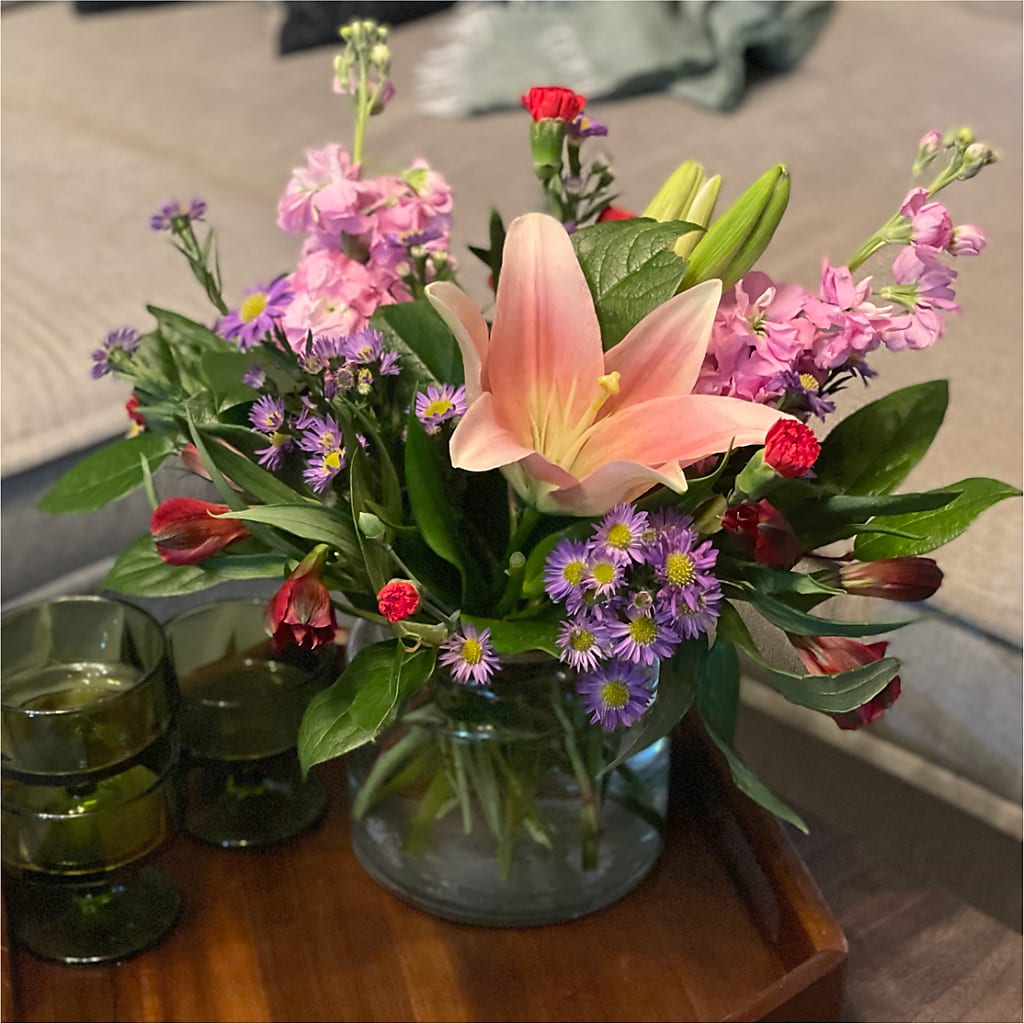 Romantique Bouquet –  Cottage Floral Llc, Versailles MO