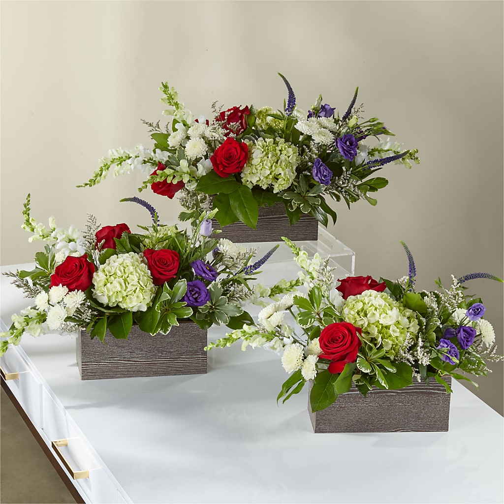 Sweet Magnolia Bouquet –  Cottage Floral Llc, Versailles MO