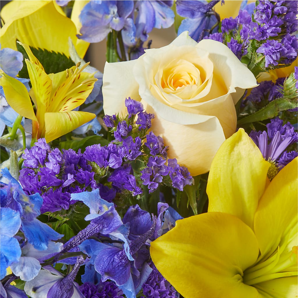 Limoncello Bouquet –  Cottage Floral Llc, Versailles MO