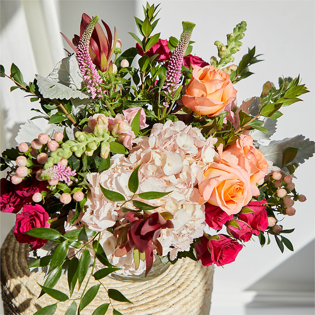 Glitz & Glam Bouquet –  Cottage Floral Llc, Versailles MO
