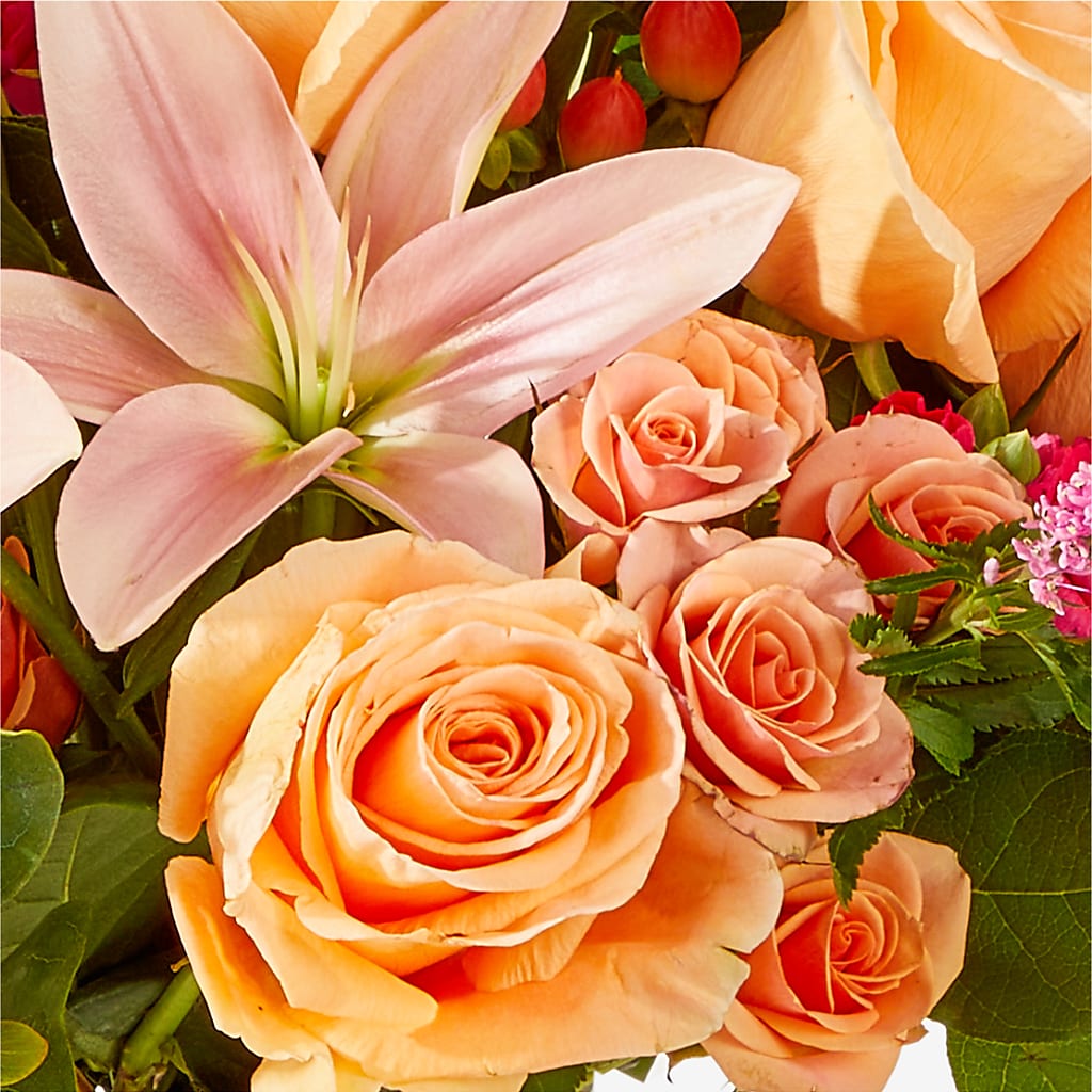 Bisous Bouquet –  Cottage Floral Llc, Versailles MO