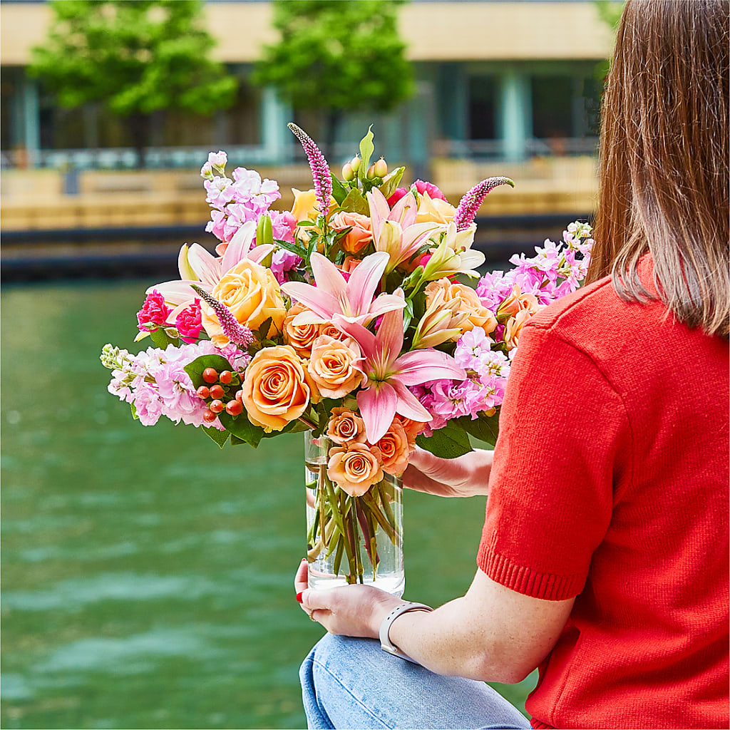 Bisous Bouquet –  Cottage Floral Llc, Versailles MO