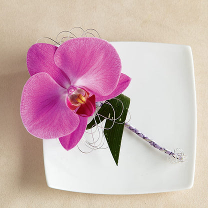 Glorious Boutonniere –  Cottage Floral Llc, Versailles MO